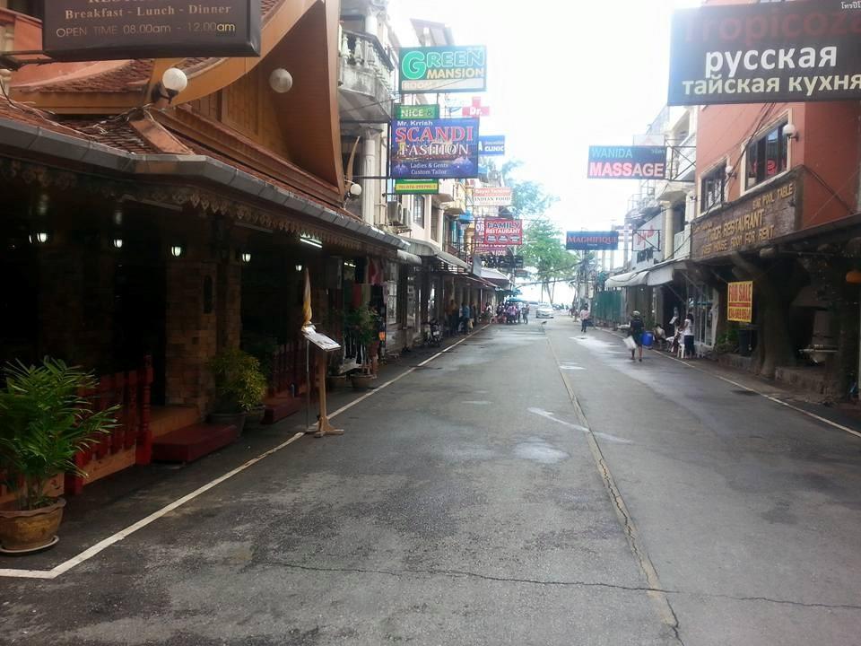 Tropicoza Hostel Patong Luaran gambar