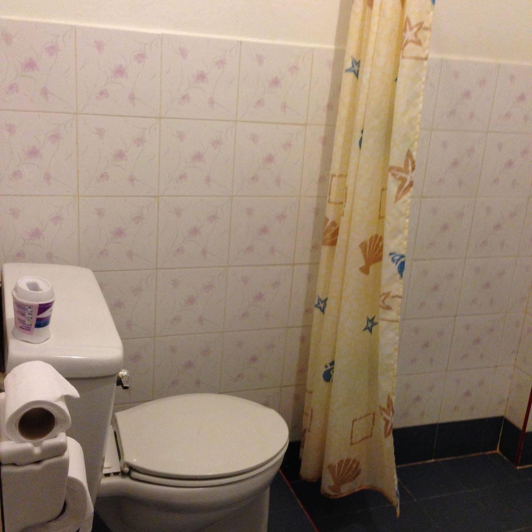 Tropicoza Hostel Patong Luaran gambar