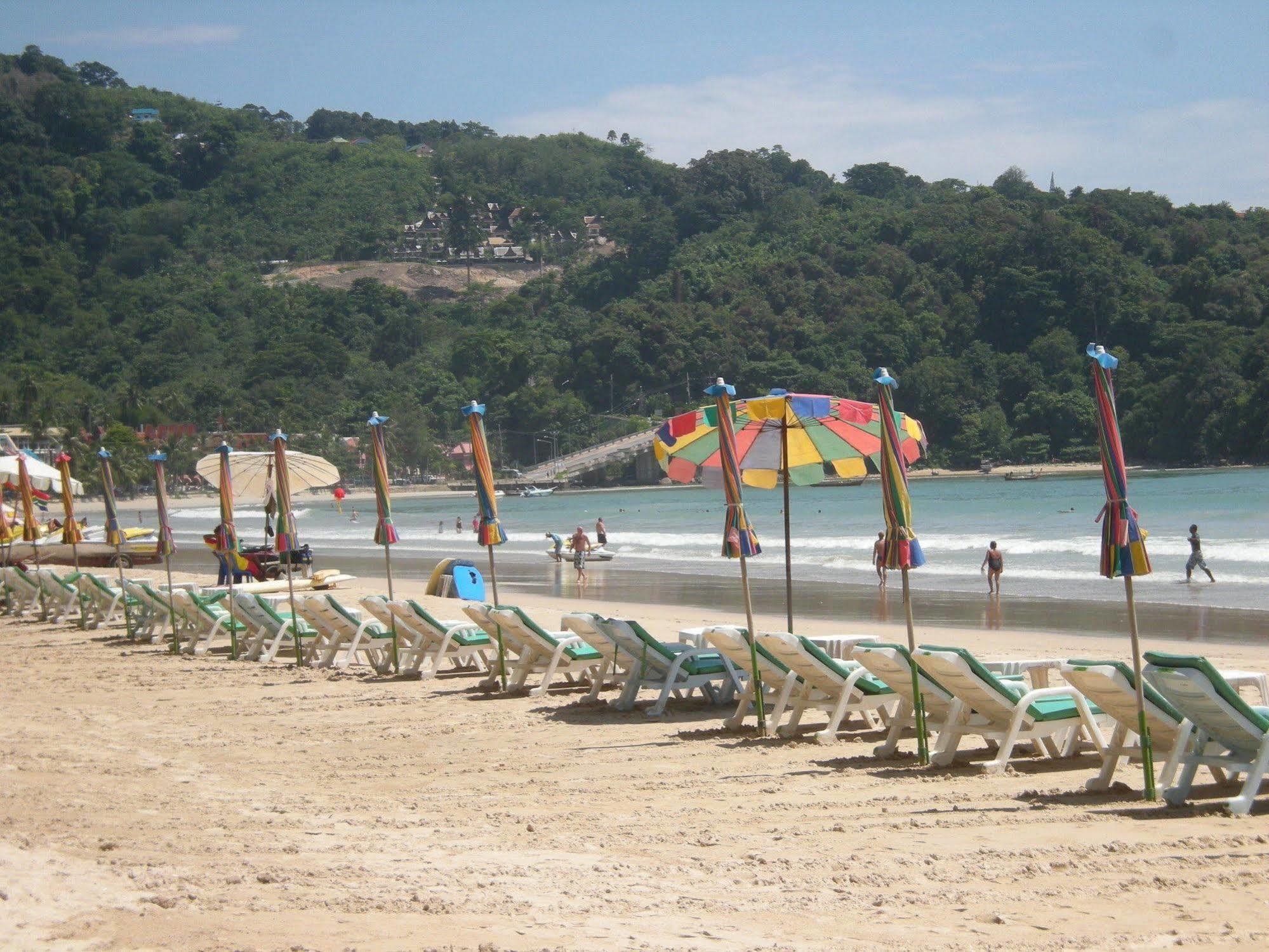 Tropicoza Hostel Patong Luaran gambar